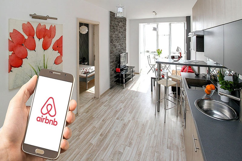 Accounting software for real estate agents & Airbnb hosts to track income, deductible expenses & maximise tax return.
